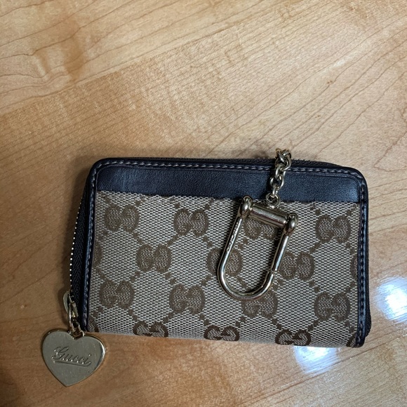 Gucci Card Case Wallet/Key Holder - Picture 14 of 16